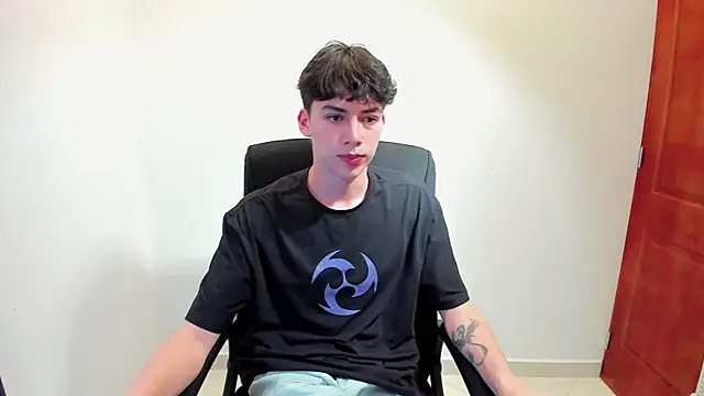 Snapshot of seth_ryder_ chatting on February 2025 02:44:02 AM seth ryder online show from February 2025 02:44:02 AM