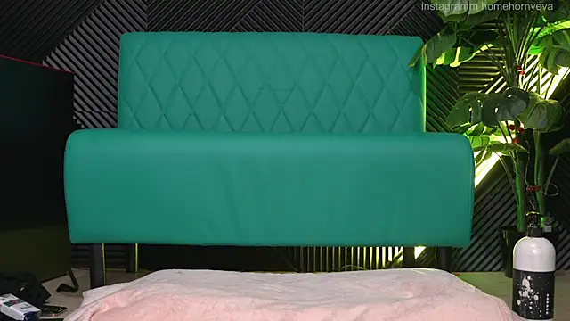 Snapshot of home_horny_eva chatting on February 2025 11:25:02 PM home horny eva online show from February 2025 11:25:02 PM