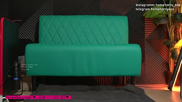 Snapshot of home_horny_eva chatting on September 2025 08:31:01 PM home horny eva online show from September 2025 08:31:01 PM