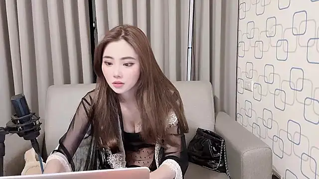 sweet5200 online show from December 2024 03:58:01 PM