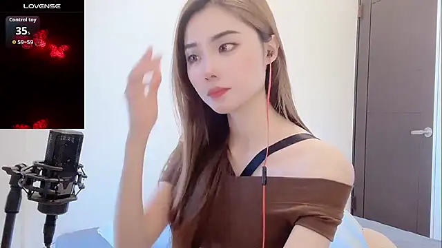 sweet5200 online show from May 2026 02:28:01 AM