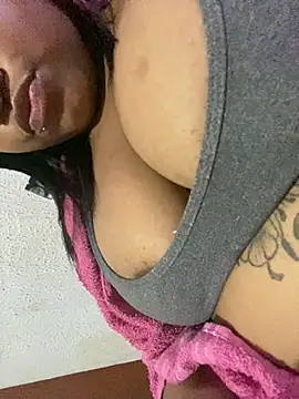 vic pretynhaa online show from March 2025 01:51:01 PM