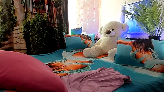 Evie Hill online show from August 2026 02:41:02 PM