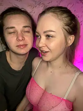 Snapshot of Family-Mm1 chatting on February 2026 06:36:02 AM Family-Mm1 online show from February 2026 06:36:02 AM