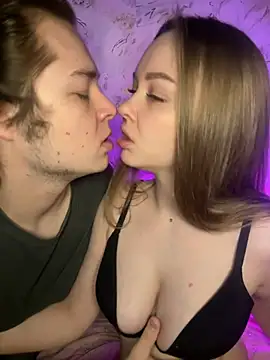 Snapshot of Family-Mm1 chatting on February 2026 09:08:01 AM Family-Mm1 online show from February 2026 09:08:01 AM