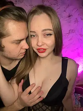 Snapshot of Family-Mm1 chatting on March 2026 05:11:01 AM Family-Mm1 online show from March 2026 05:11:01 AM