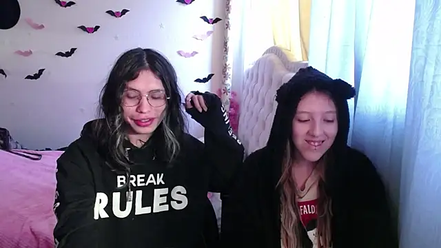 BRIAR AND BLAIR online show from November 2025 01:34:02 PM