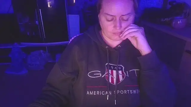 Snapshot of Meliss_Official9 chatting on September 2025 08:12:02 PM Meliss Official9 online show from September 2025 08:12:02 PM