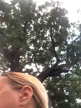 Snapshot of Meliss_Official9 chatting on October 2025 05:37:01 AM Meliss Official9 online show from October 2025 05:37:01 AM