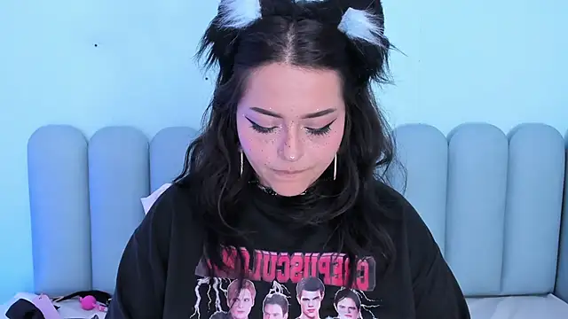 curvy rousi online show from November 2025 11:42:02 PM