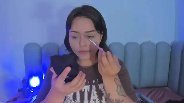 curvy rousi online show from March 2026 11:37:02 AM