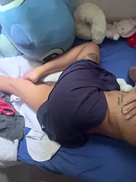 Snapshot of MARYADSUARD chatting on October 2025 07:04:02 PM MARYADSUARD online show from October 2025 07:04:02 PM