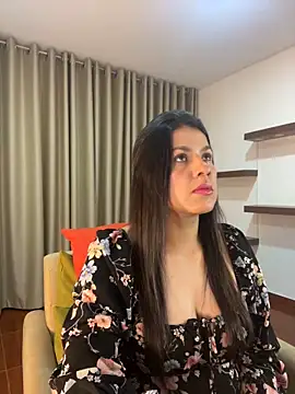 Snapshot of Alice_Biel chatting on December 2024 12:36:01 AM Alice Biel online show from December 2024 12:36:01 AM