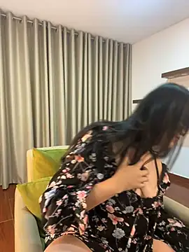 Snapshot of Alice_Biel chatting on December 2024 03:38:02 AM Alice Biel online show from December 2024 03:38:02 AM