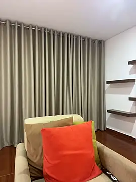 Snapshot of Alice_Biel chatting on January 2025 02:09:02 AM Alice Biel online show from January 2025 02:09:02 AM