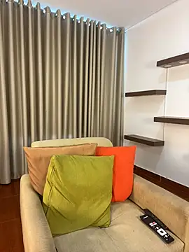 Snapshot of Alice_Biel chatting on January 2025 09:26:02 PM Alice Biel online show from January 2025 09:26:02 PM