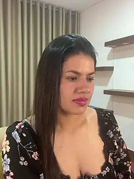 Snapshot of Alice_Biel chatting on February 2025 12:20:01 AM Alice Biel online show from February 2025 12:20:01 AM