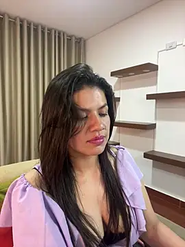 Snapshot of Alice_Biel chatting on March 2025 03:51:01 AM Alice Biel online show from March 2025 03:51:01 AM