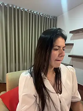 Snapshot of Alice_Biel chatting on March 2025 05:15:01 PM Alice Biel online show from March 2025 05:15:01 PM