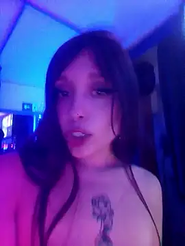 bbferlinaa online show from February 2026 06:00:02 PM