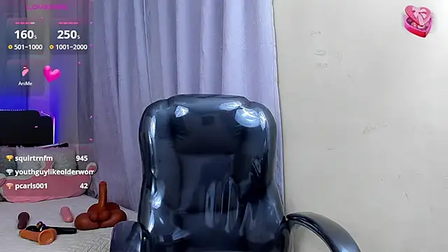 Snapshot of Hot_beauty__ chatting on March 2025 06:51:01 AM Hot beauty online show from March 2025 06:51:01 AM