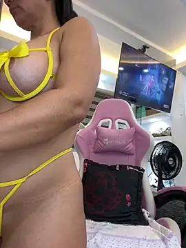 Hot beauty   online show from May 2026 09:25:01 AM