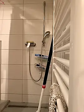 NewyorkDimi online show from December 2024 04:32:01 PM