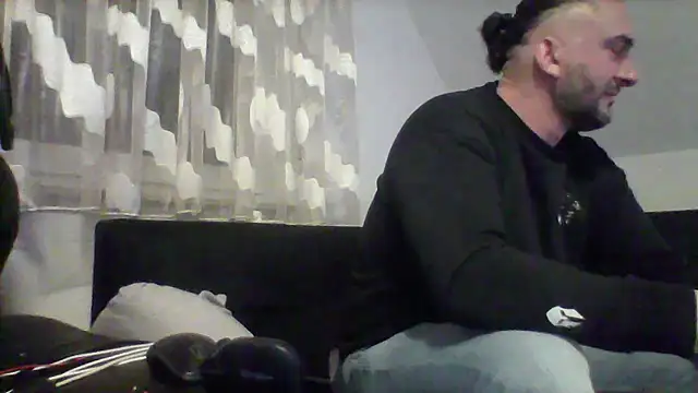 NewyorkDimi online show from February 2025 04:50:01 AM