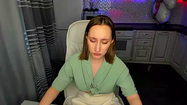 MelodyOfLovee online show from January 2025 08:25:01 AM