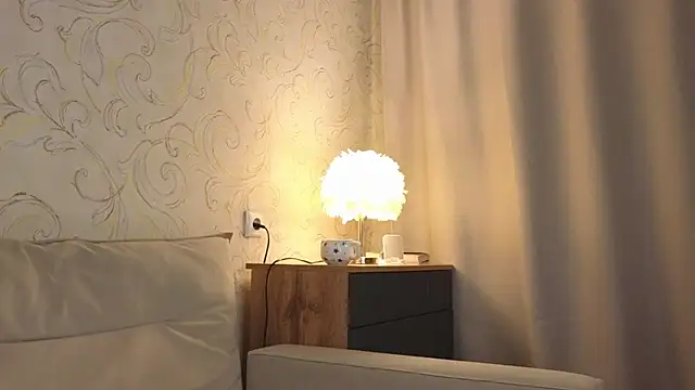 elsa limerence online show from April 2026 05:15:01 PM