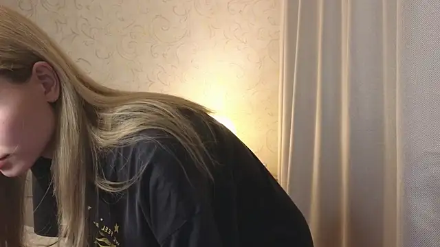 elsa limerence online show from May 2026 06:13:01 PM