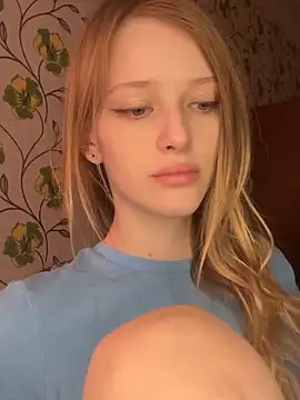 Evvie Summn1 online show from May 2026 02:27:02 PM