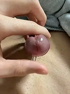 Snapshot of toooom845 chatting on December 2025 08:27:01 PM toooom845 online show from December 2025 08:27:01 PM