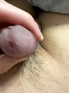 Snapshot of toooom845 chatting on January 2026 05:29:02 PM toooom845 online show from January 2026 05:29:02 PM