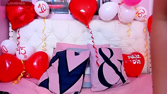 Snapshot of alice__tylor chatting on February 2025 11:55:01 AM alice tylor online show from February 2025 11:55:01 AM