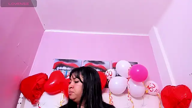 Snapshot of alice__tylor chatting on February 2025 11:33:01 AM alice tylor online show from February 2025 11:33:01 AM