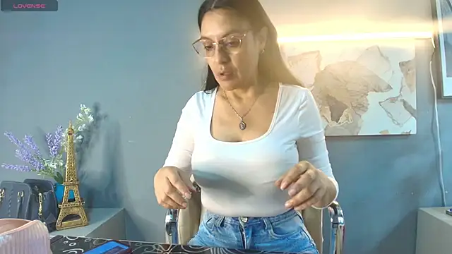 Zuzana21 online show from June 2026 12:58:02 PM