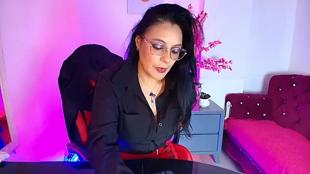 Zuzana21 online show from June 2026 01:04:02 PM