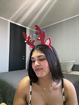 Snapshot of sc4ry_girl1 chatting on December 2024 07:41:02 PM sc4ry girl1 online show from December 2024 07:41:02 PM