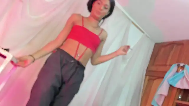 Itsme Daniela online show from April 2026 03:43:01 PM
