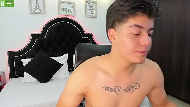 Snapshot of MaxxiCruz chatting on January 2025 05:21:01 PM MaxxiCruz online show from January 2025 05:21:01 PM