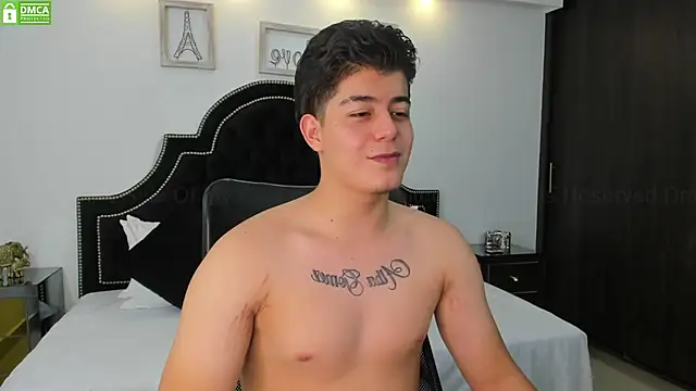 Snapshot of MaxxiCruz chatting on January 2025 05:35:02 PM MaxxiCruz online show from January 2025 05:35:02 PM