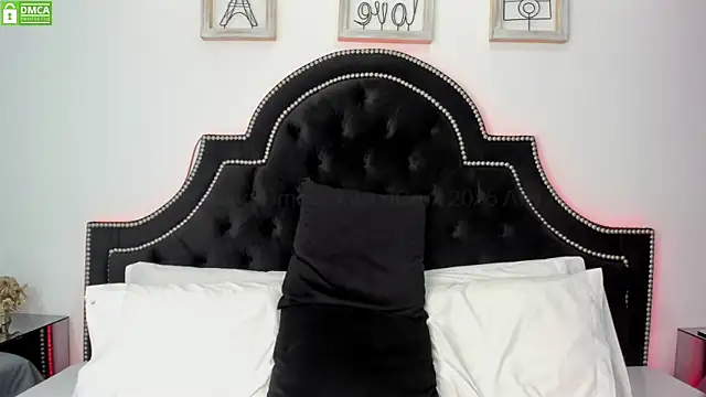 Snapshot of MaxxiCruz chatting on February 2025 11:46:02 PM MaxxiCruz online show from February 2025 11:46:02 PM