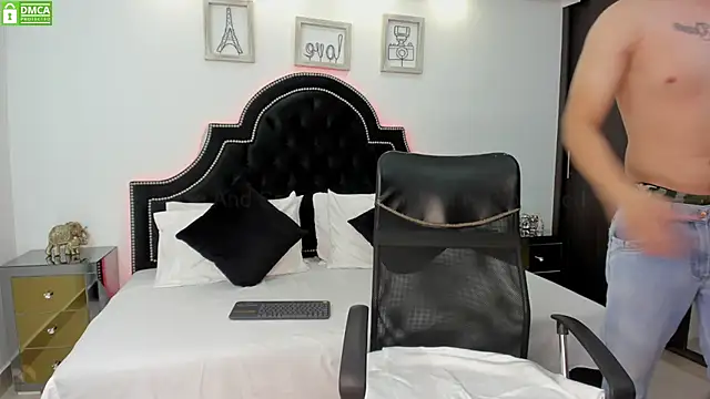 Snapshot of MaxxiCruz chatting on February 2025 03:12:02 AM MaxxiCruz online show from February 2025 03:12:02 AM