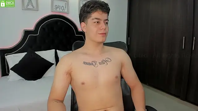 Snapshot of MaxxiCruz chatting on February 2025 05:24:01 PM MaxxiCruz online show from February 2025 05:24:01 PM