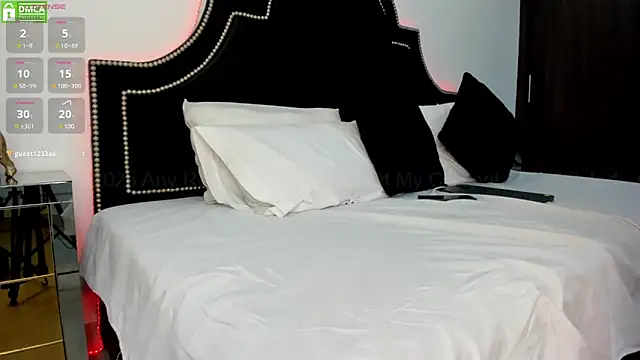 Snapshot of MaxxiCruz chatting on March 2025 05:17:02 AM MaxxiCruz online show from March 2025 05:17:02 AM