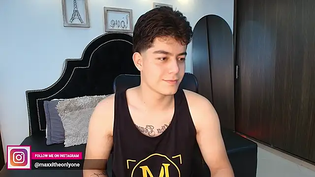 Snapshot of MaxxiCruz chatting on September 2025 11:07:01 PM MaxxiCruz online show from September 2025 11:07:01 PM