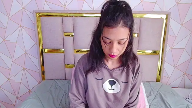 nina carther online show from April 2026 11:12:01 AM