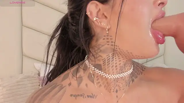 ValkyBes online show from January 2025 03:11:02 AM