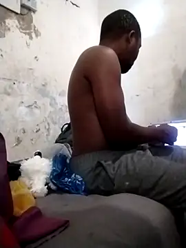 Snapshot of Polygamist chatting on February 2026 05:11:01 AM Polygamist online show from February 2026 05:11:01 AM